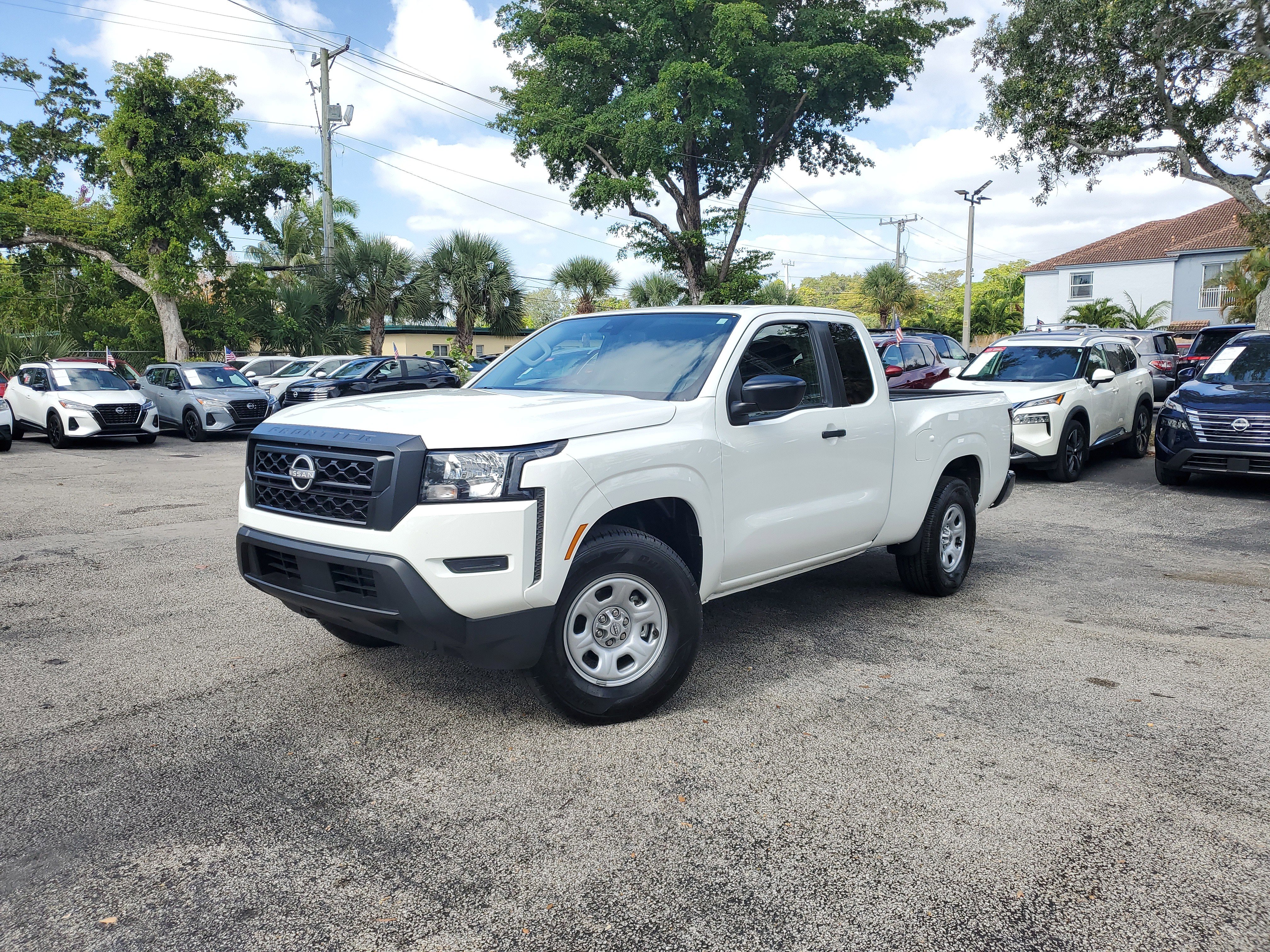 Certified 2024 Nissan Frontier S image 29
