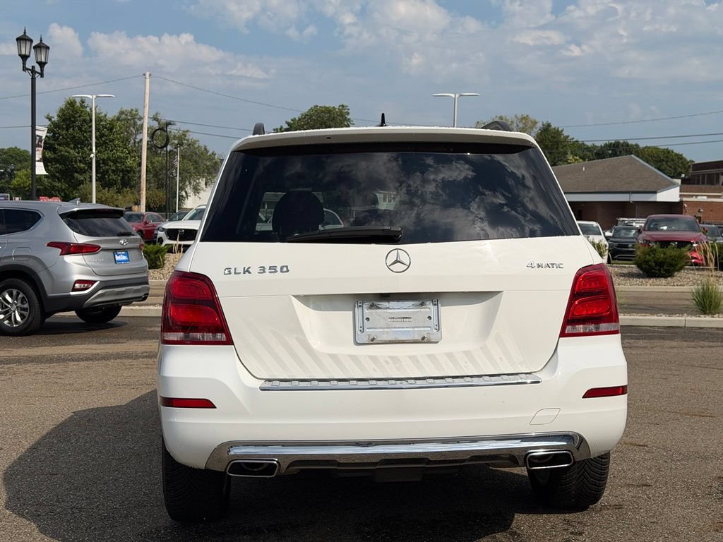 Used 2015 Mercedes-Benz GLK 350 4MATIC image 4