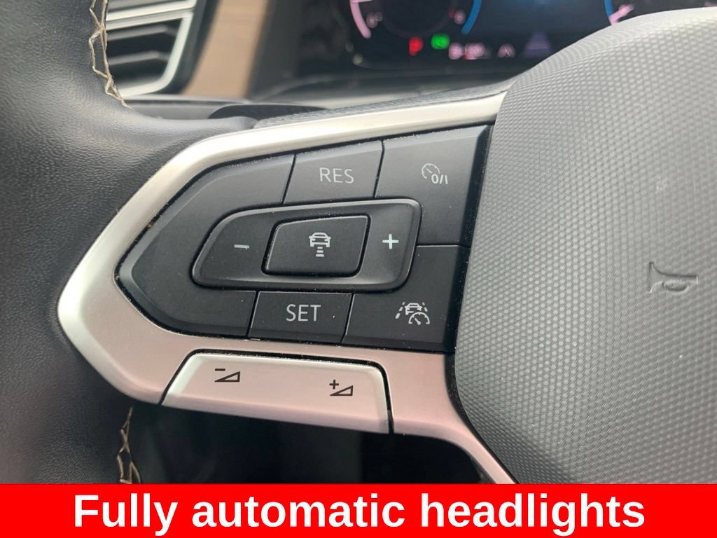 Used 2025 Volkswagen Atlas SE AWD/4WD image 7