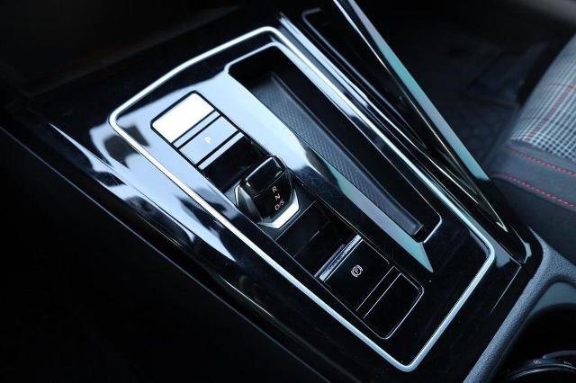 Used 2023 Volkswagen GTI 40th Anniversary Edition image 15