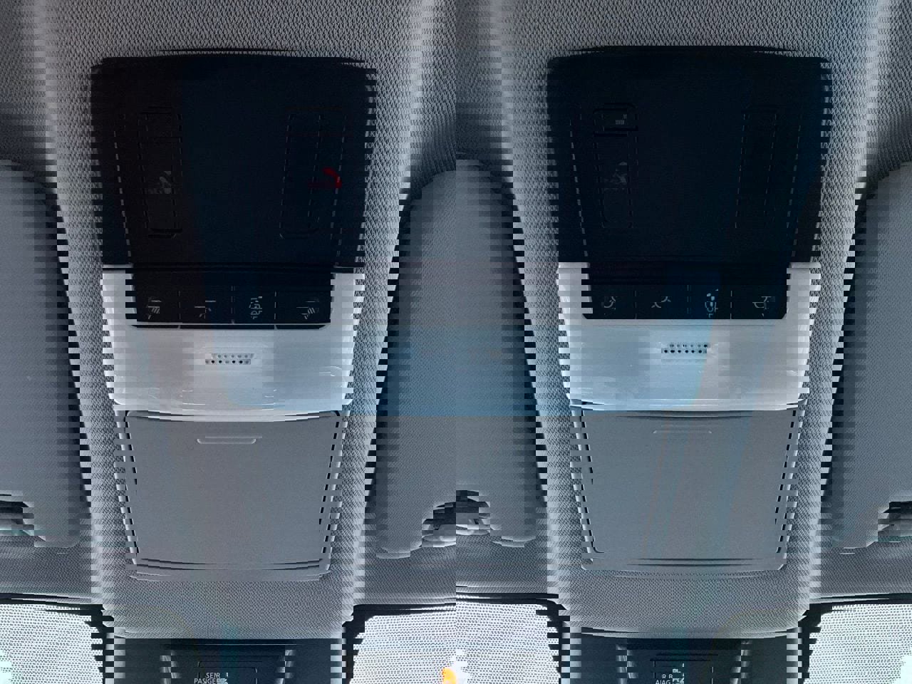 Used 2025 Nissan Rogue SV image 17