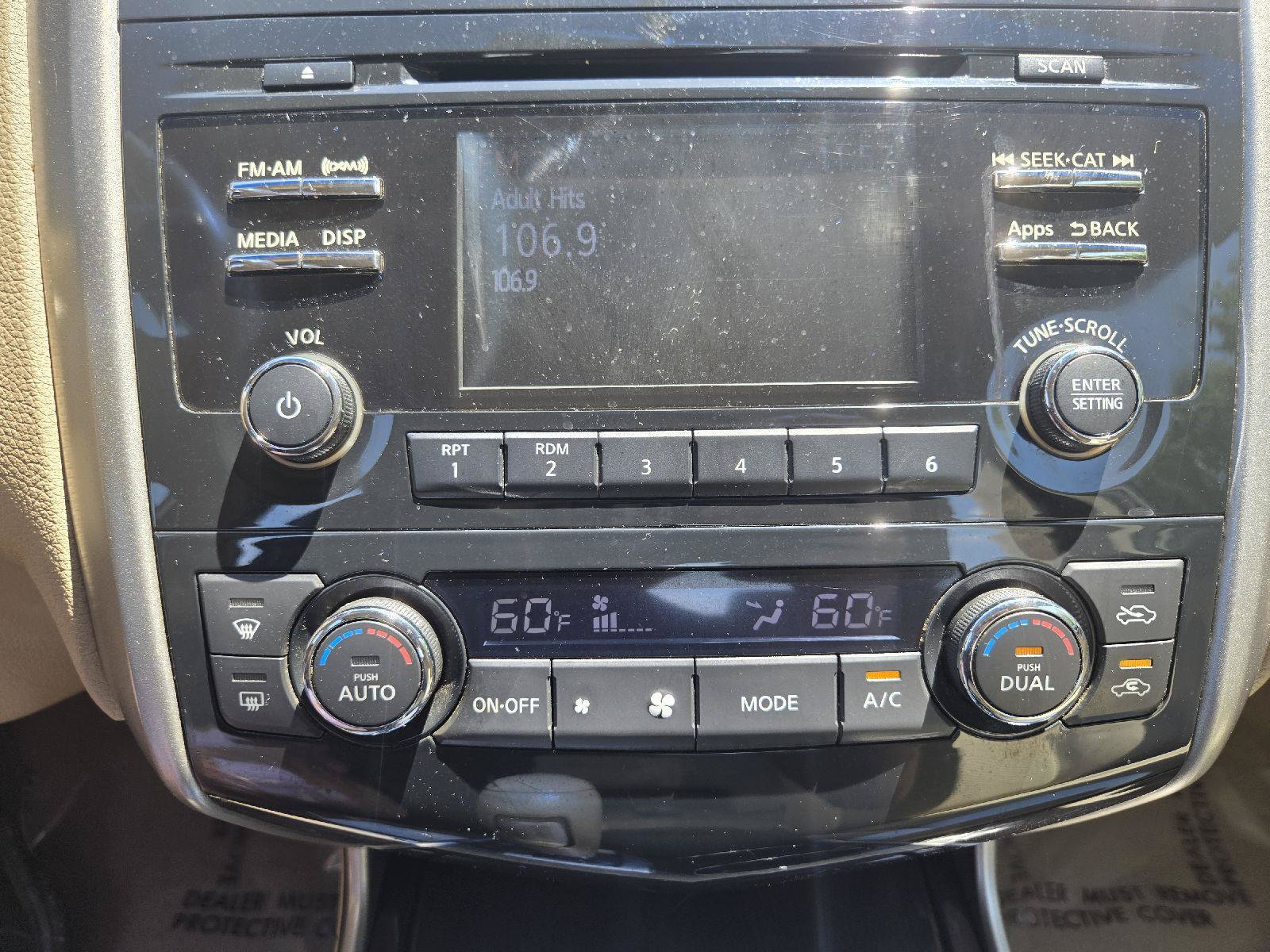 Used 2014 Nissan Altima 2.5 SV FWD image 18