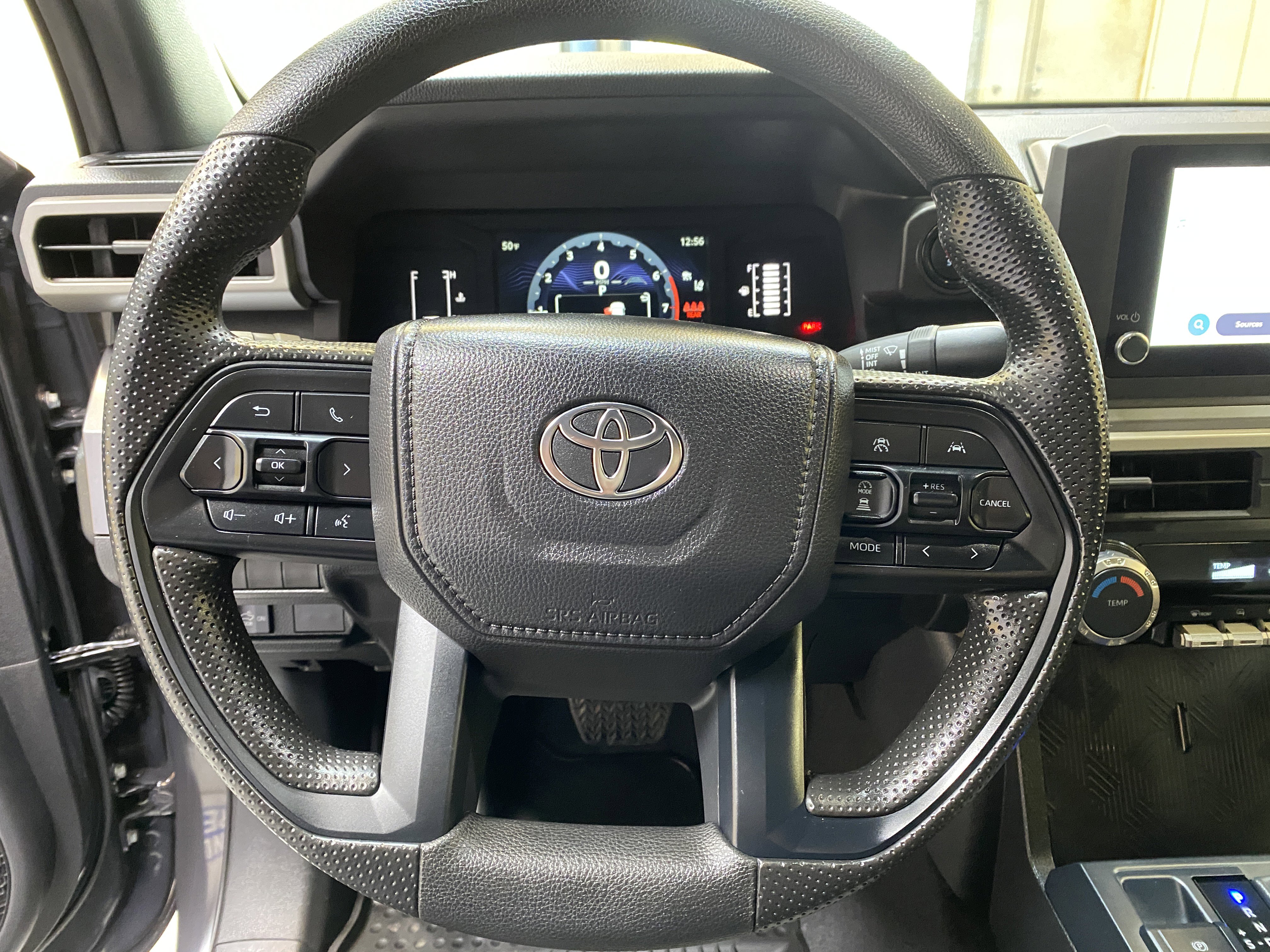 Used 2025 Toyota Tacoma SR5 image 32
