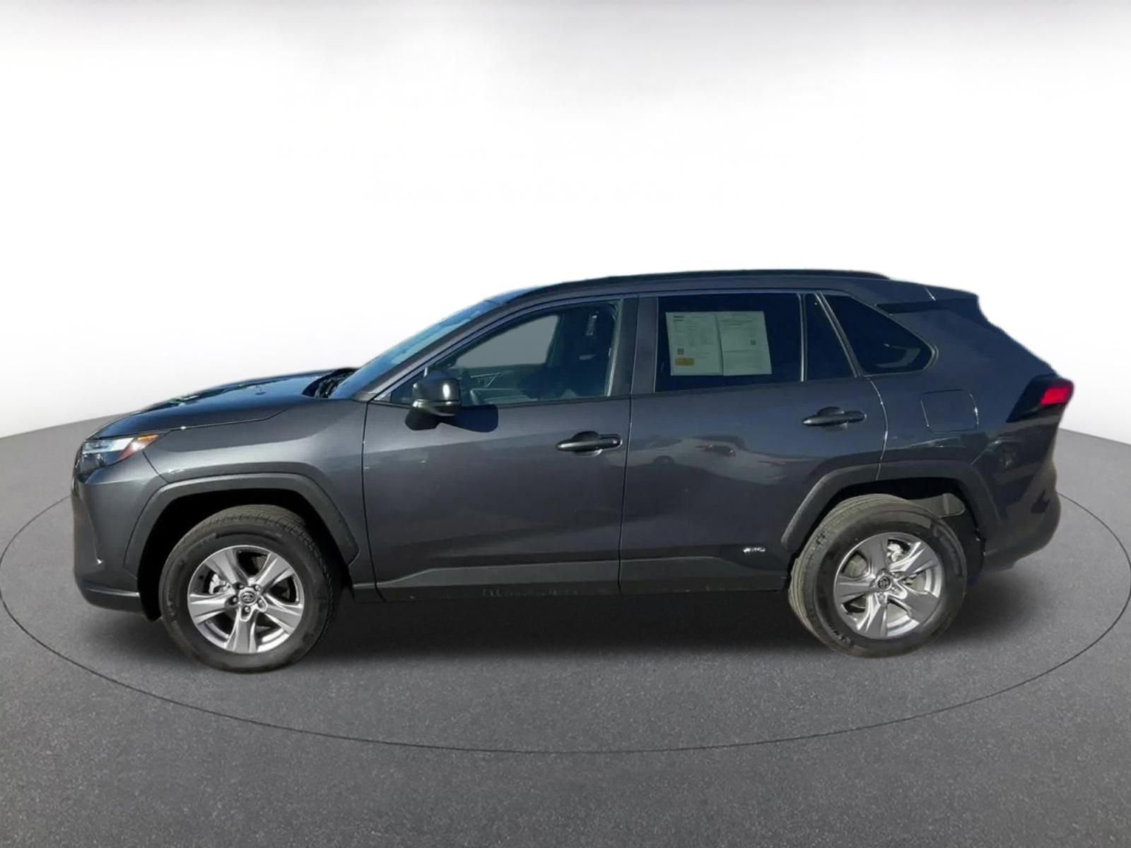 Used 2025 Toyota RAV4 LE image 8