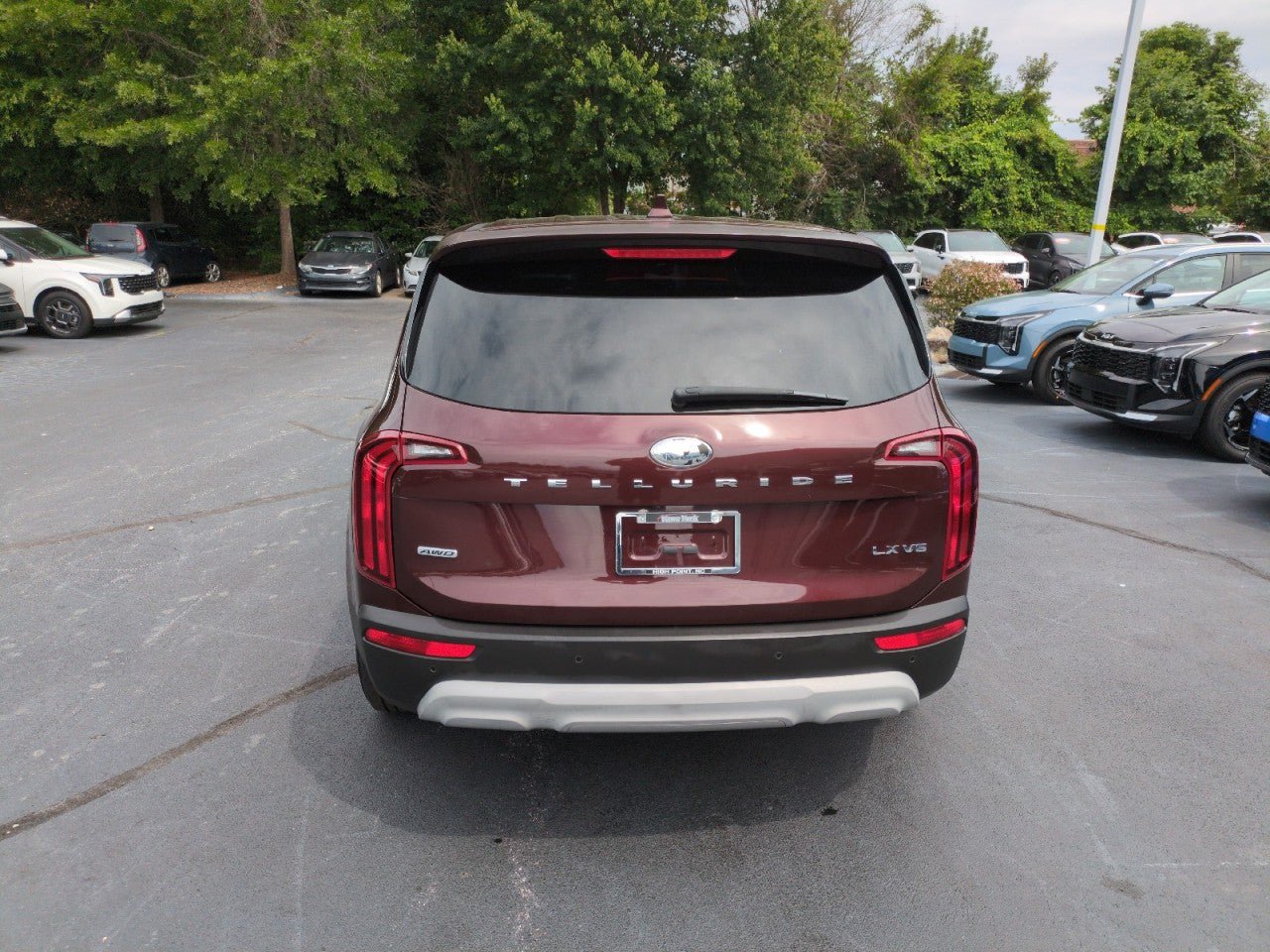 Used 2020 Kia Telluride LX AWD/4WD image 6