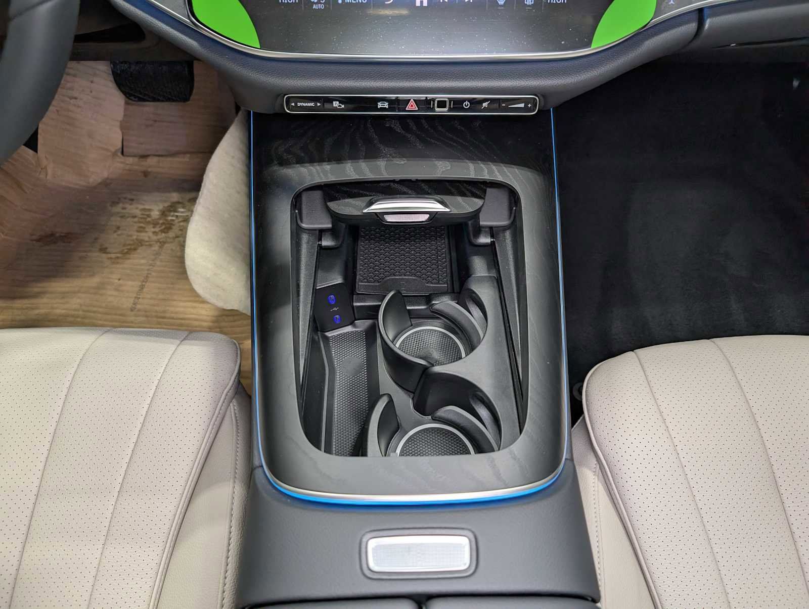 New 2026 Mercedes-Benz E 450 4MATIC Sedan image 14