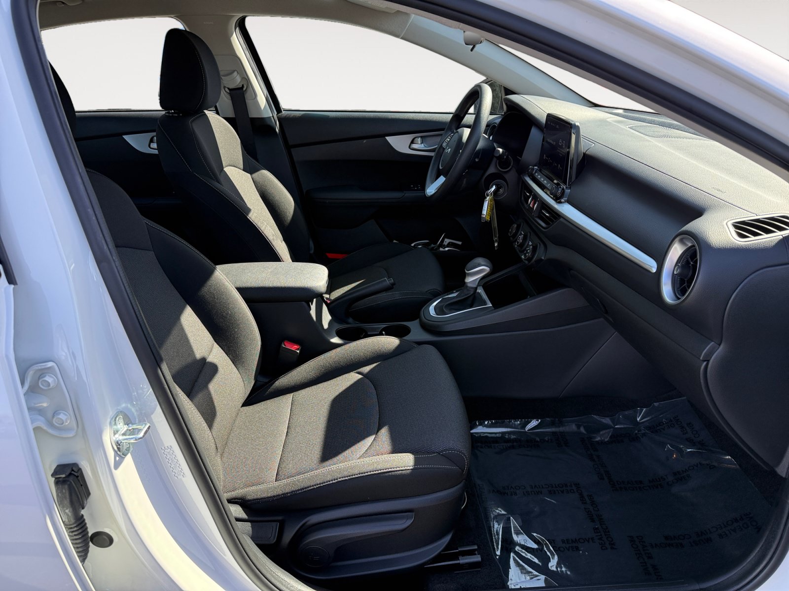 Used 2023 Kia Forte LXS w/ LXS Technology Package FWD image 19