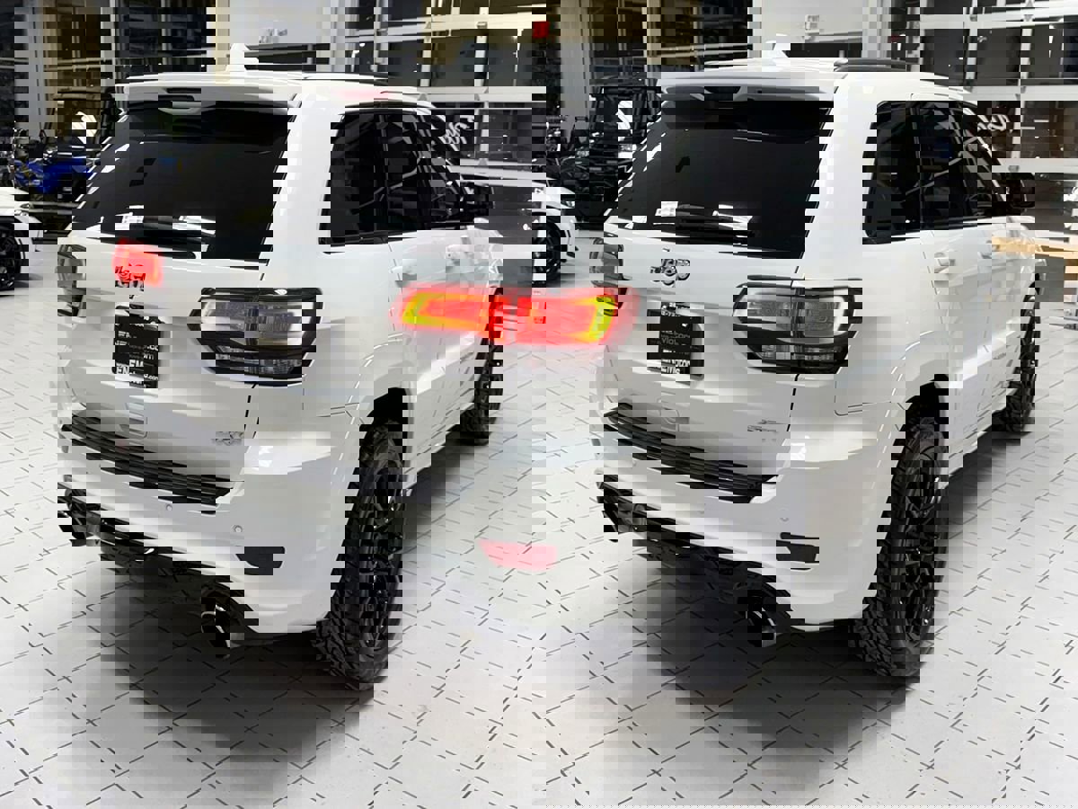 Used 2014 Jeep Grand Cherokee SRT8 image 74