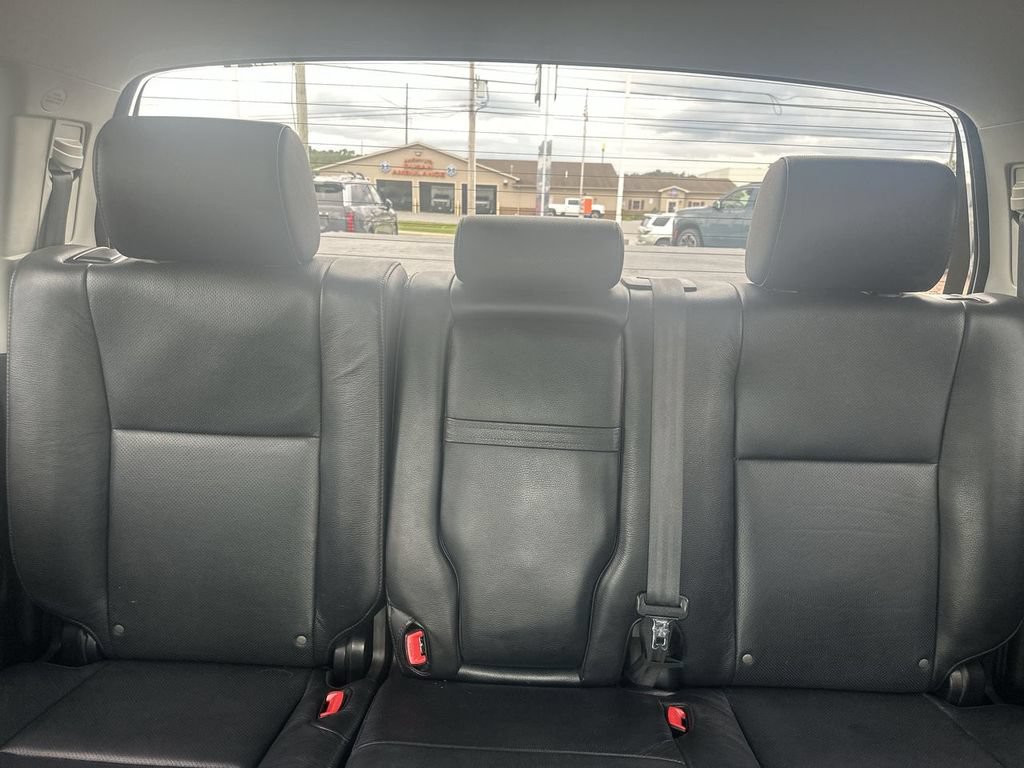 Used 2012 Toyota Tundra Limited w/ Platinum Pkg AWD/4WD image 13