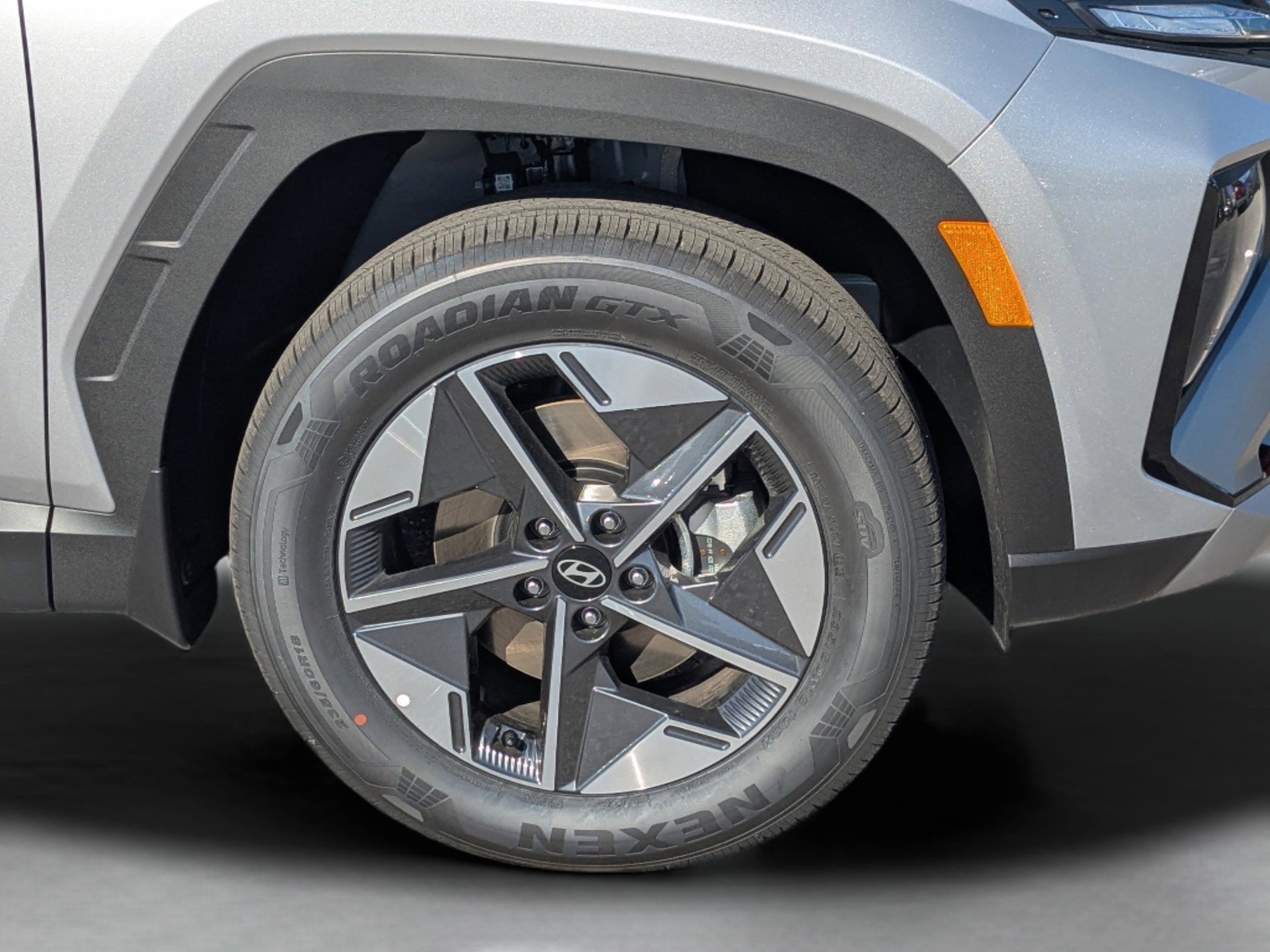 New 2026 Hyundai Tucson SEL image 2