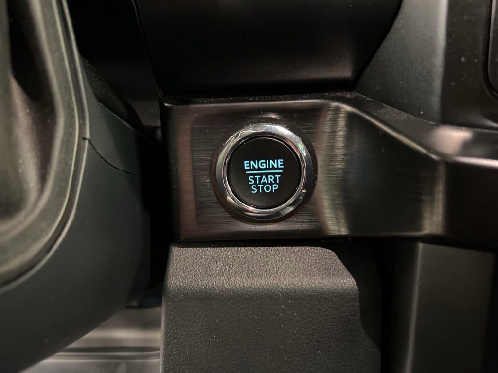 Used 2023 Ford F350 Lariat w/ Lariat Ultimate Package image 17