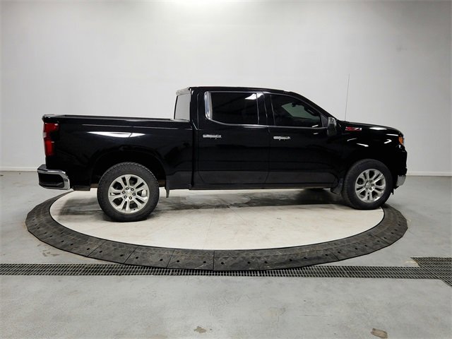 Used 2023 Chevrolet Silverado 1500 LTZ w/ Z71 Off-Road Package image 8