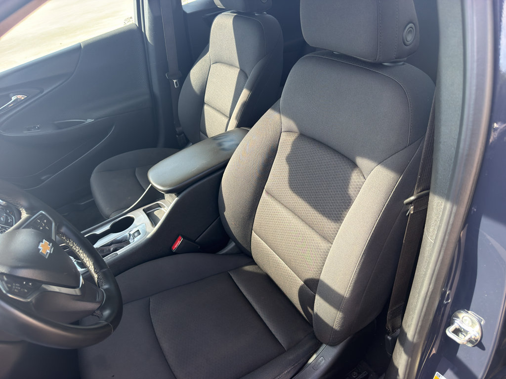 Used 2025 Chevrolet Malibu RS FWD image 9
