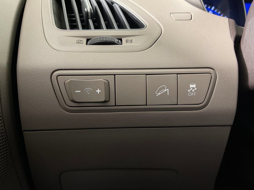Used 2015 Hyundai Tucson GLS w/ Option Group 02 FWD image 30