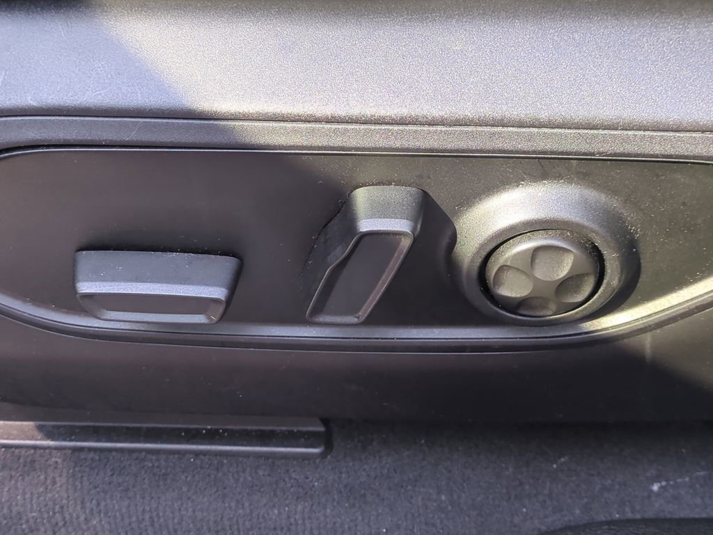 Used 2023 Jeep Grand Cherokee Altitude image 20