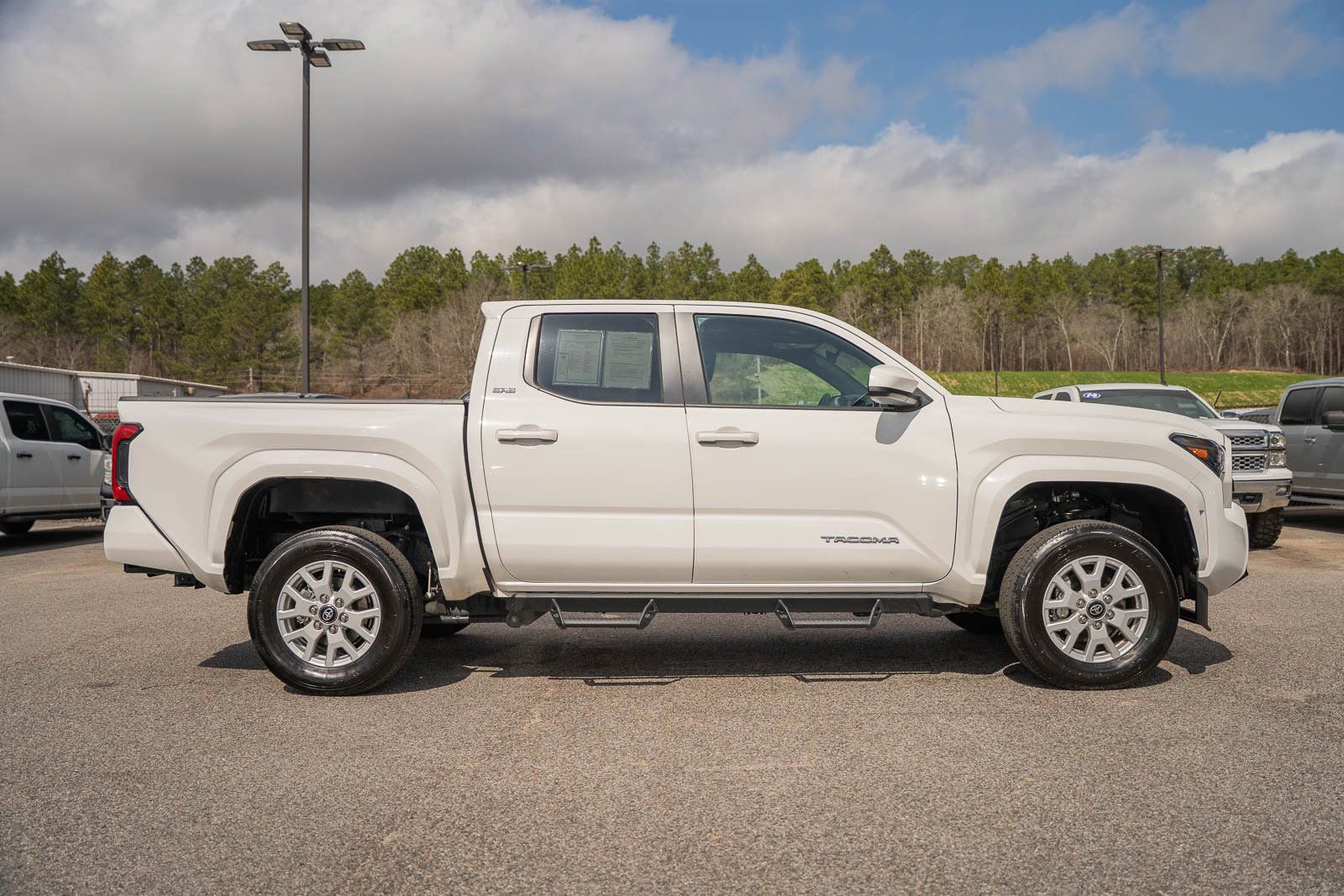 Used 2024 Toyota Tacoma SR5 image 8