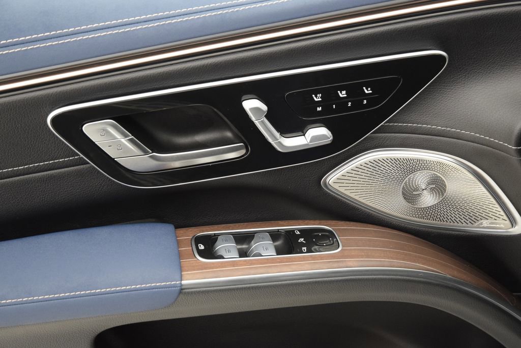 Used 2025 Mercedes-Benz EQS 450+ 4MATIC SUV image 22