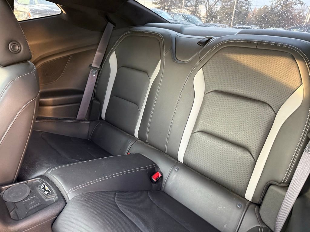 Used 2016 Chevrolet Camaro SS RWD image 22