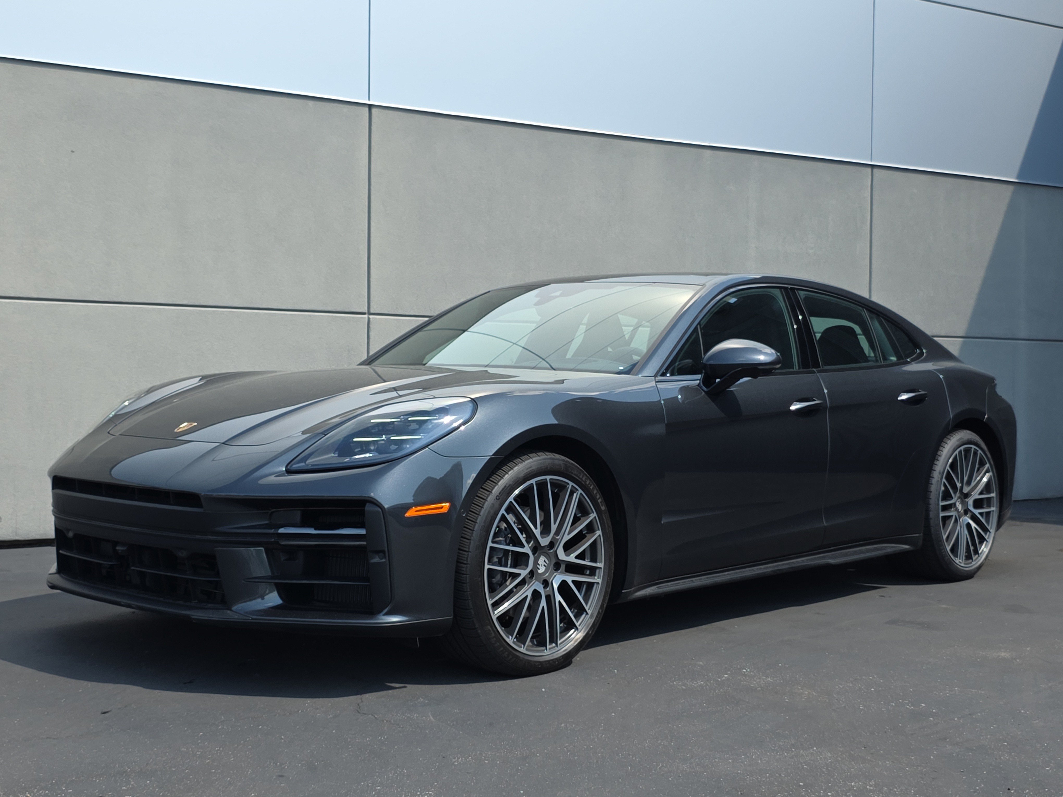 Certified 2024 Porsche Panamera image 1