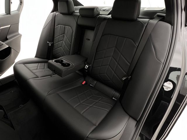 New 2027 BMW i5 xDrive40 AWD/4WD image 11