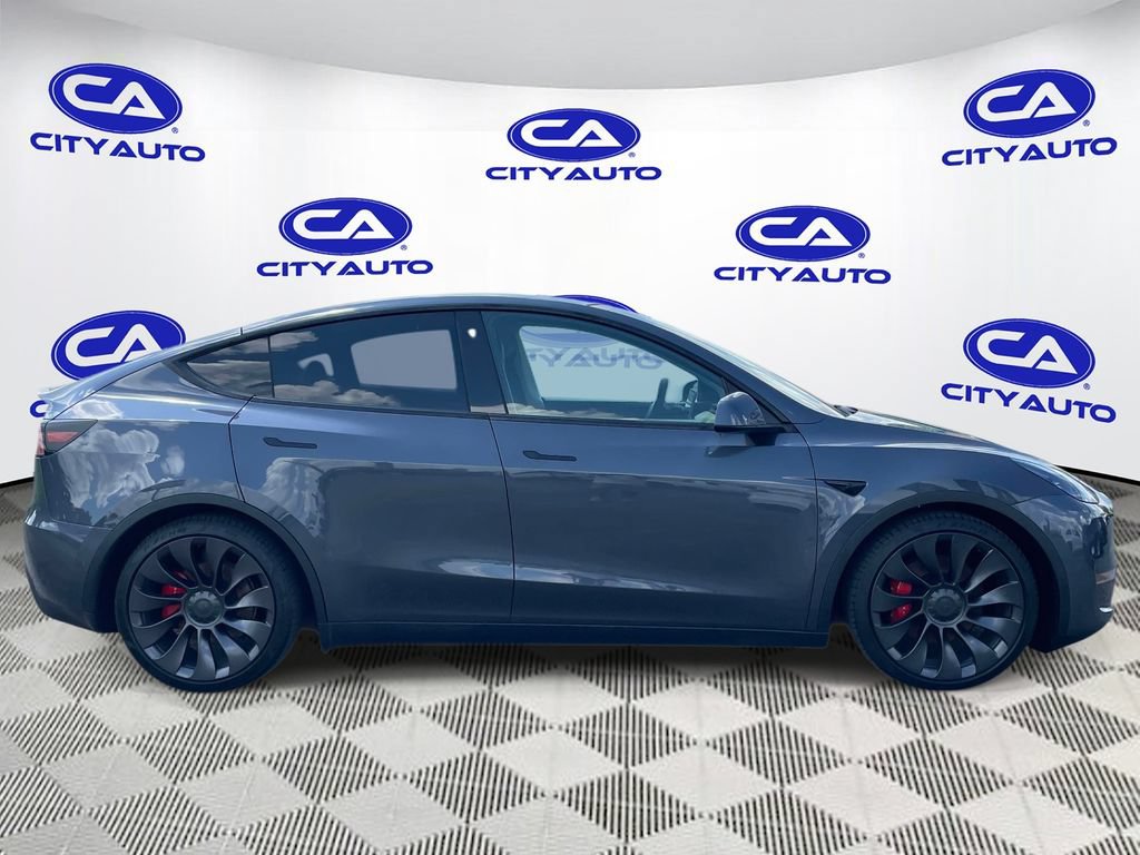 Used 2021 Tesla Model Y Performance AWD/4WD image 2