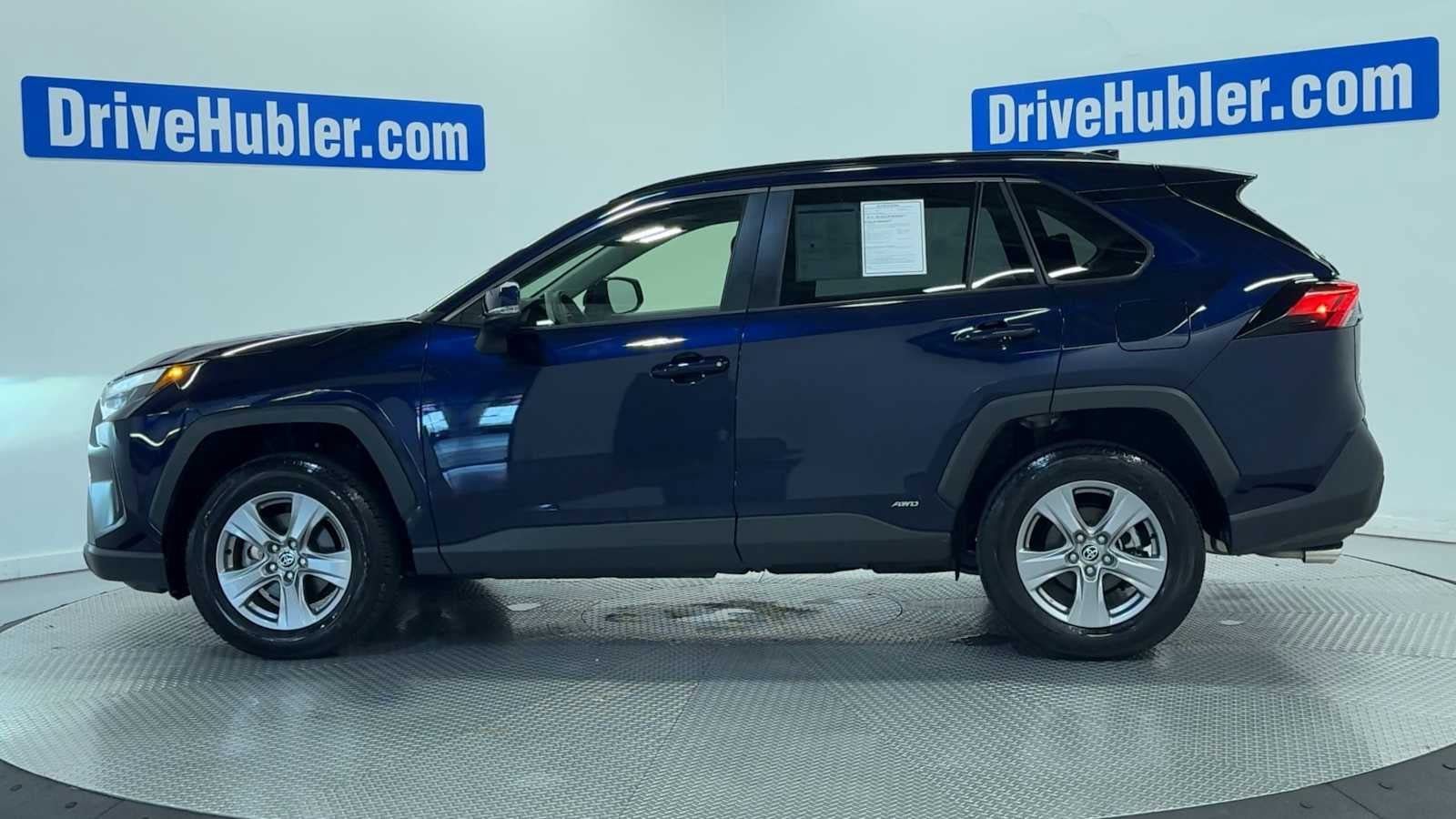 Used 2024 Toyota RAV4 XLE w/ Convenience Package AWD/4WD image 6