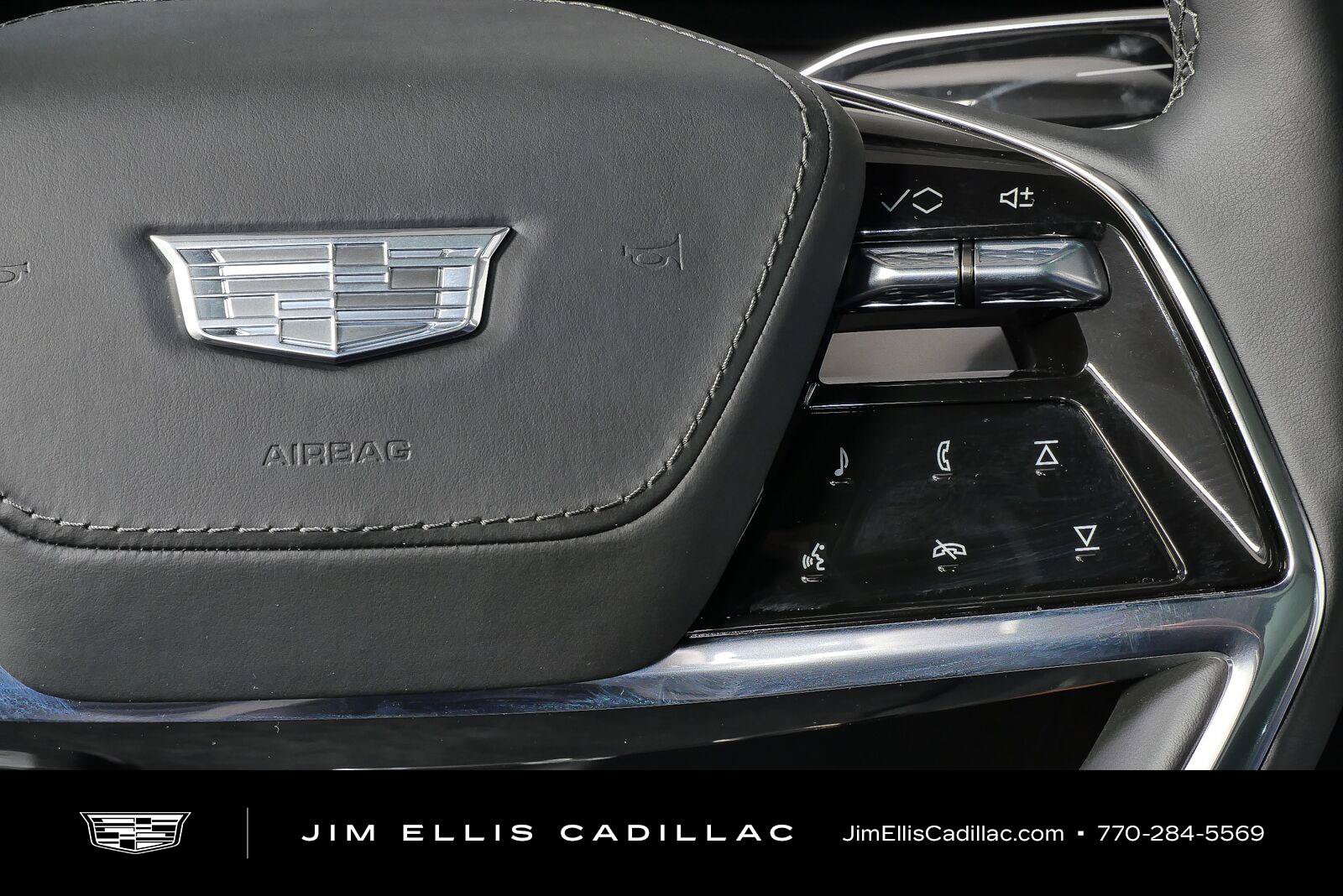 New 2026 Cadillac Vistiq Premium Luxury AWD/4WD image 11
