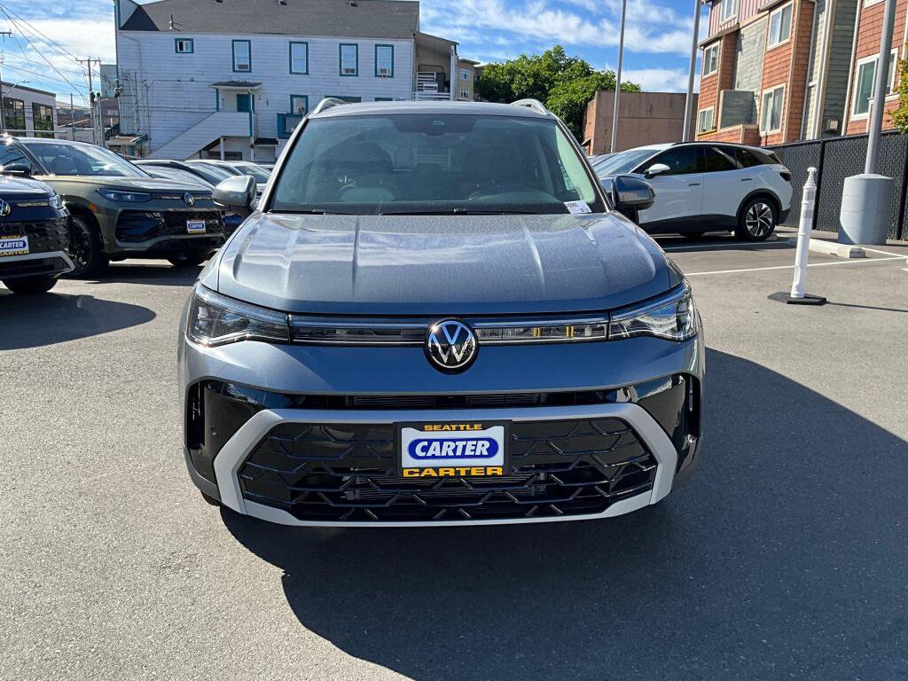 New 2026 Volkswagen Taos SEL AWD/4WD image 3