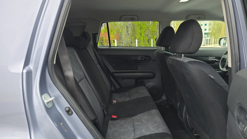 Used 2012 Scion xB FWD image 12