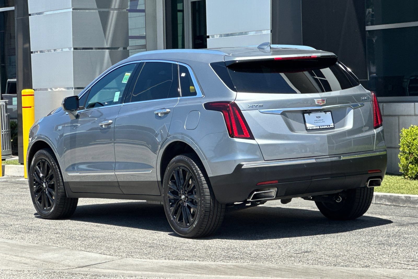 Used 2024 Cadillac XT5 Luxury FWD image 6