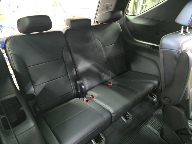 New 2026 Chevrolet Traverse RS w/ LPO, Floor Liner Package image 15