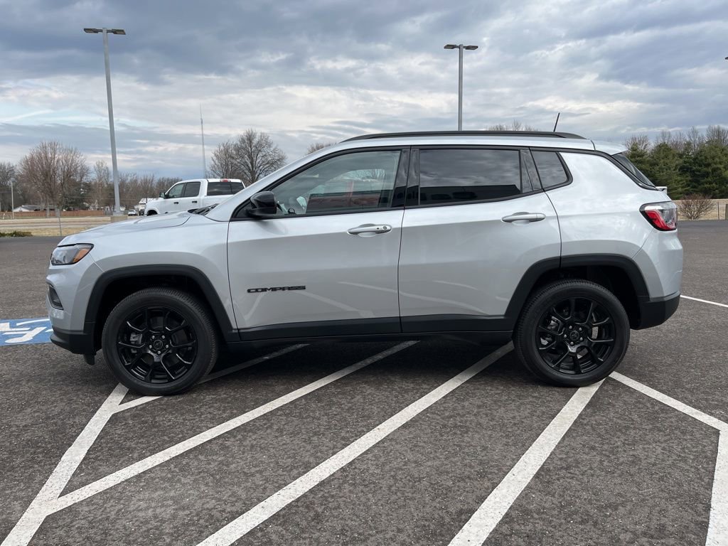 New 2025 Jeep Compass Latitude w/ Convenience Group image 5