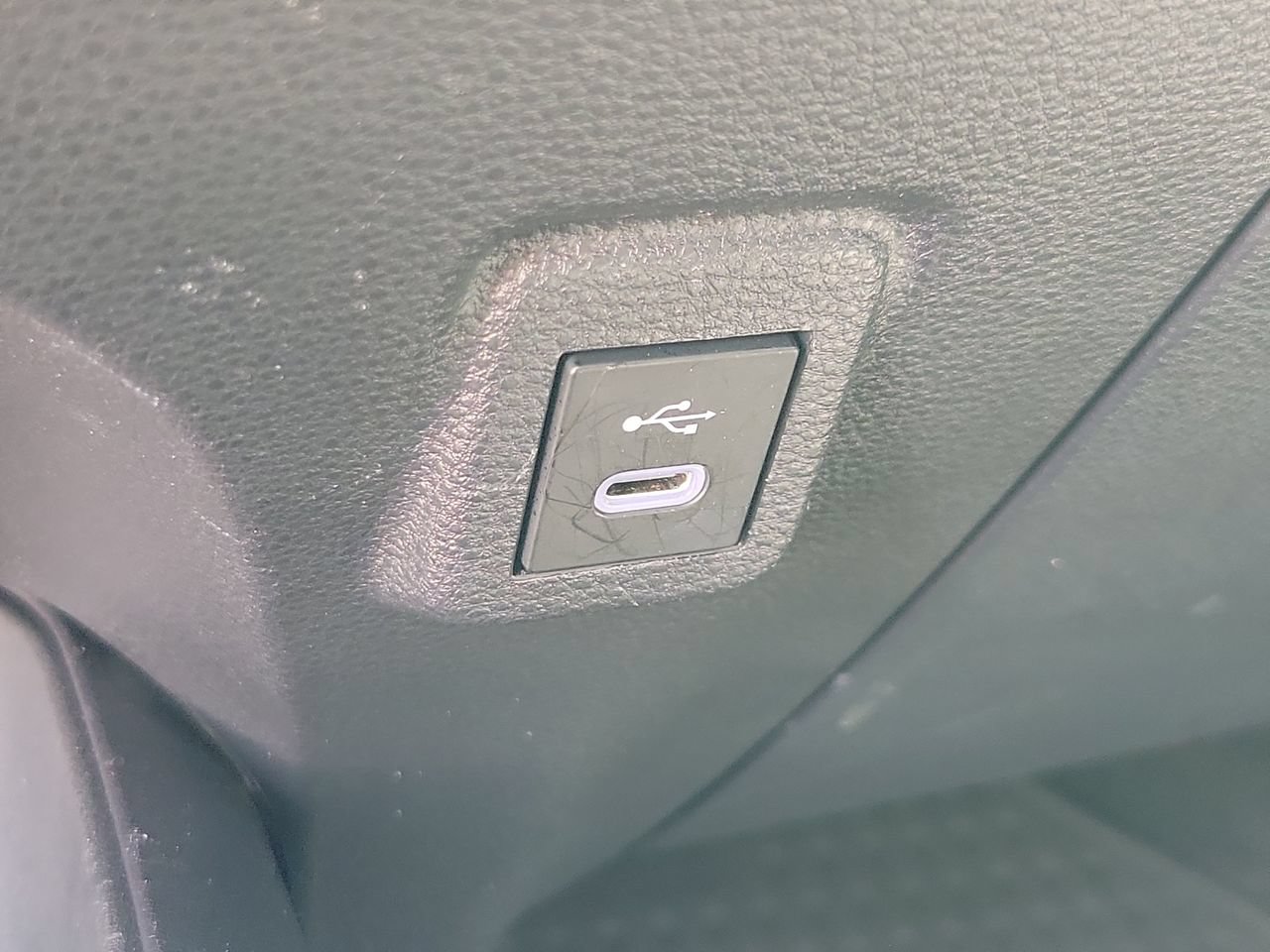 Used 2026 Toyota Corolla LE FWD image 28