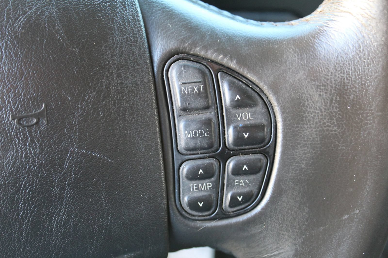 Used 2005 Ford F350 Lariat RWD image 17