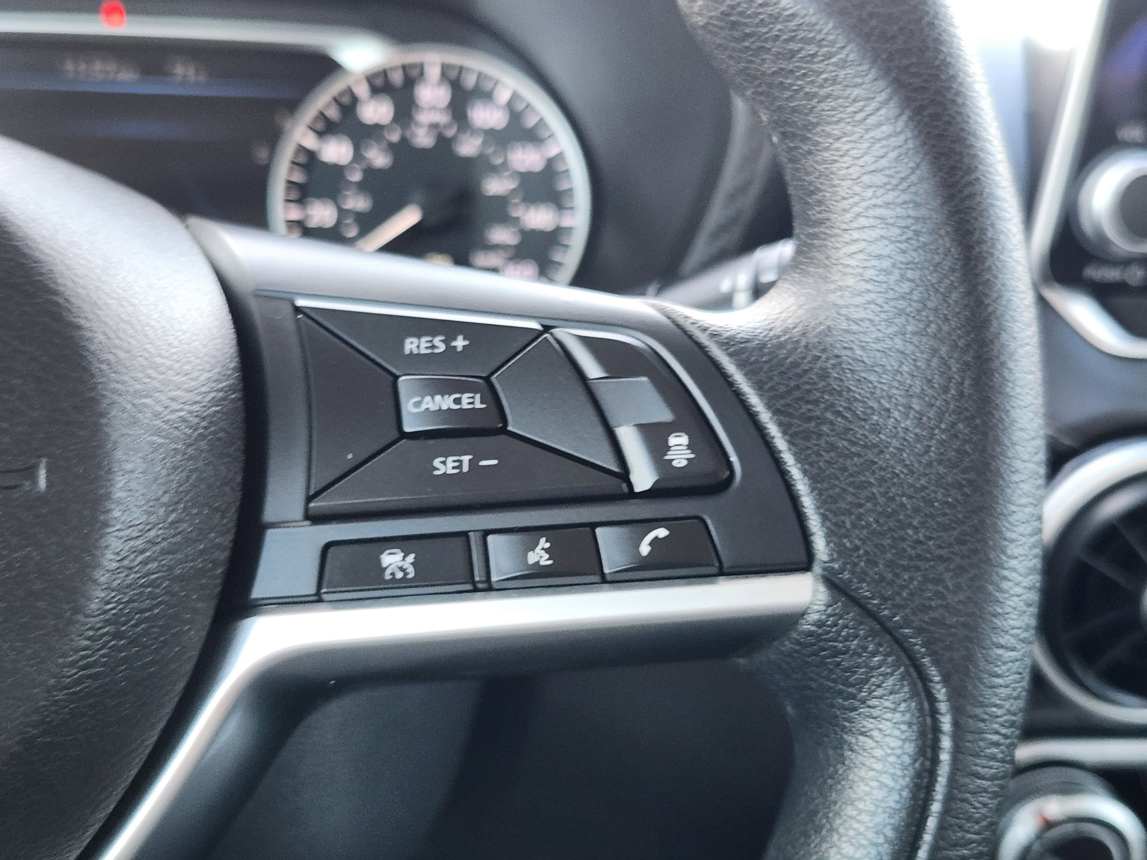 Used 2024 Nissan Sentra SV FWD image 19