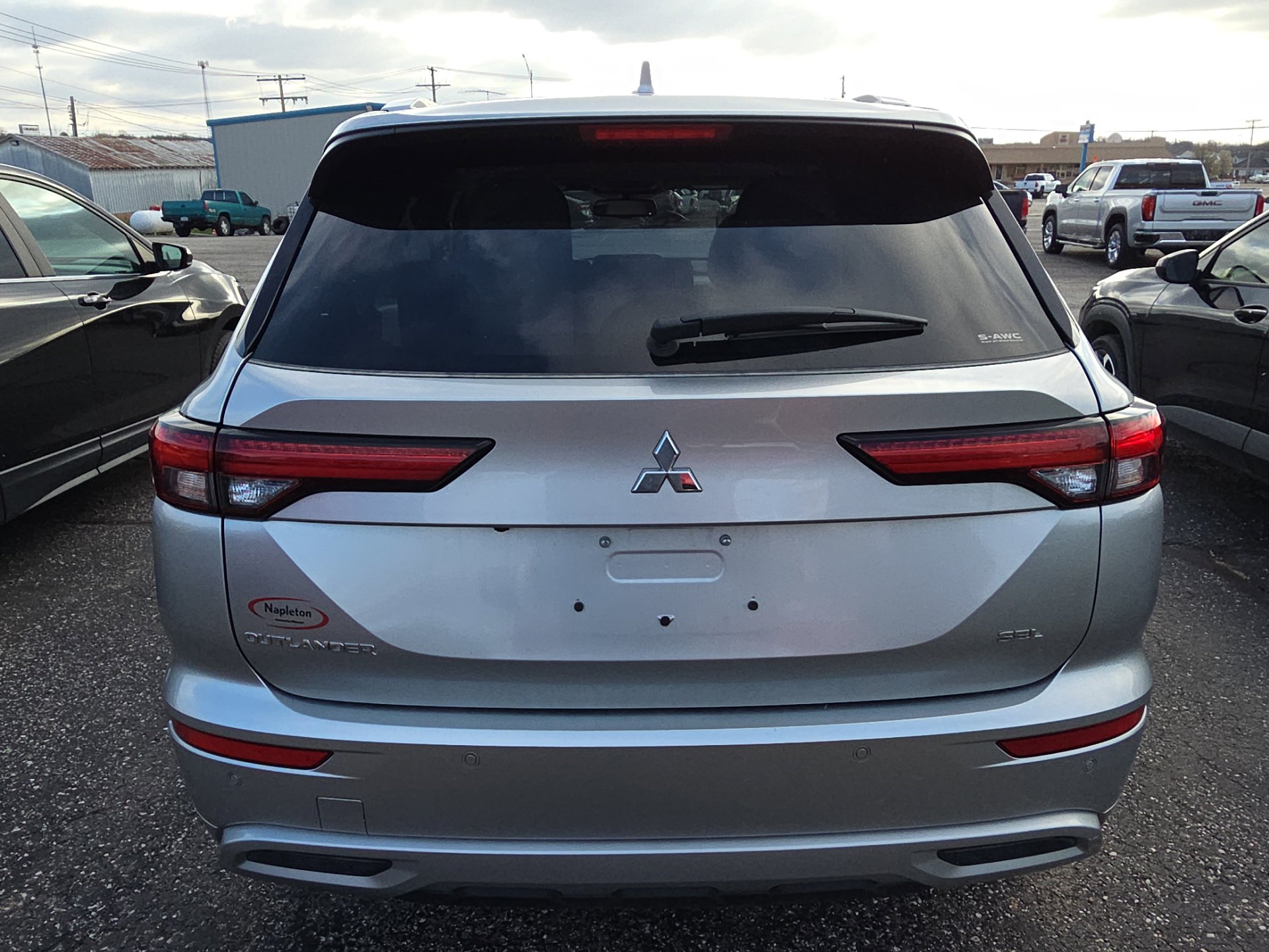 Used 2024 Mitsubishi Outlander SEL image 5
