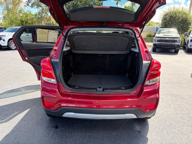 Used 2018 Chevrolet Trax LT w/ Driver Confidence Package FWD image 16
