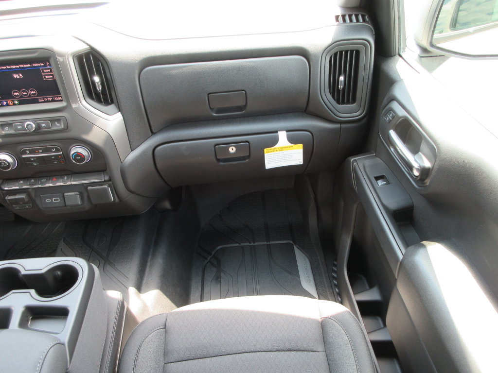 New 2026 Chevrolet Silverado 1500 Custom w/ Turbomax Blackout Package AWD/4WD image 17