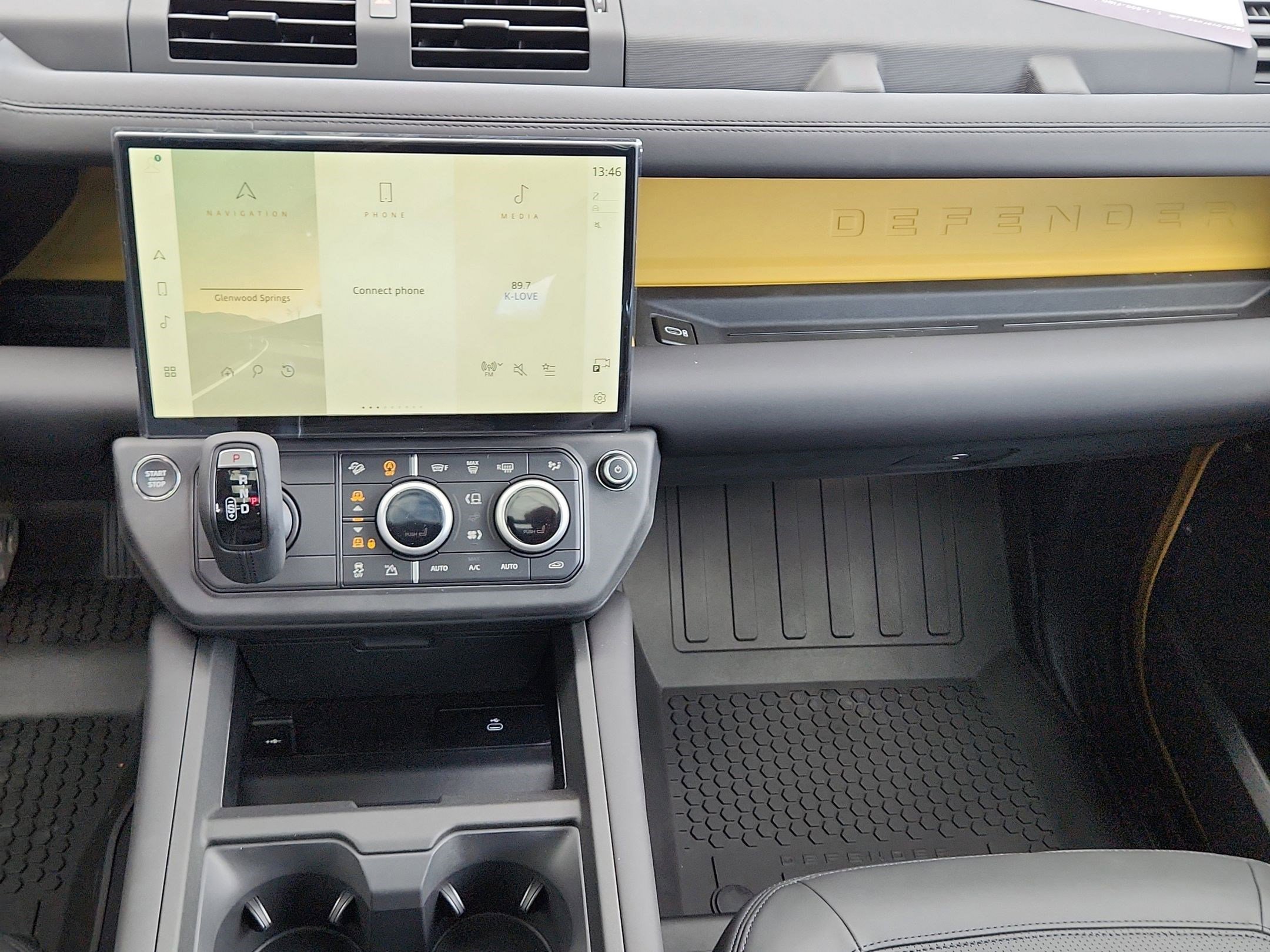 New 2026 Land Rover Defender 110 Trophy Edition AWD/4WD image 21