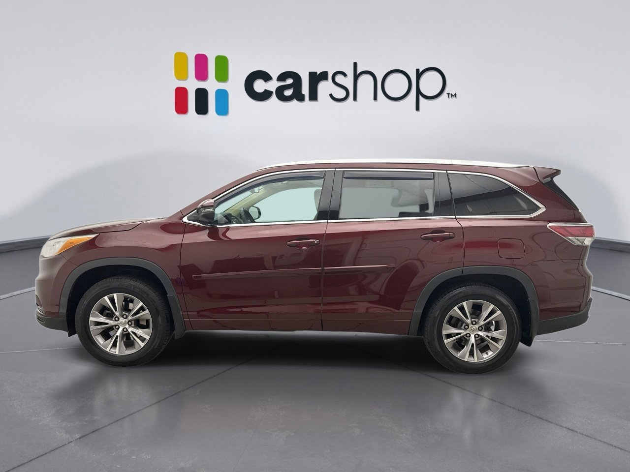 Used 2014 Toyota Highlander XLE image 2