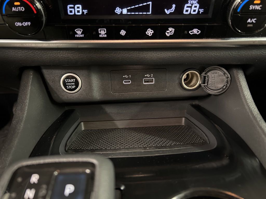Used 2021 Nissan Rogue SV AWD/4WD image 16