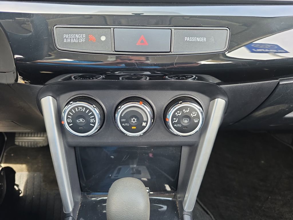Used 2016 Mitsubishi Lancer ES image 25