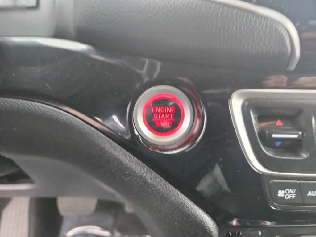 Used 2020 Honda Pilot Touring image 15