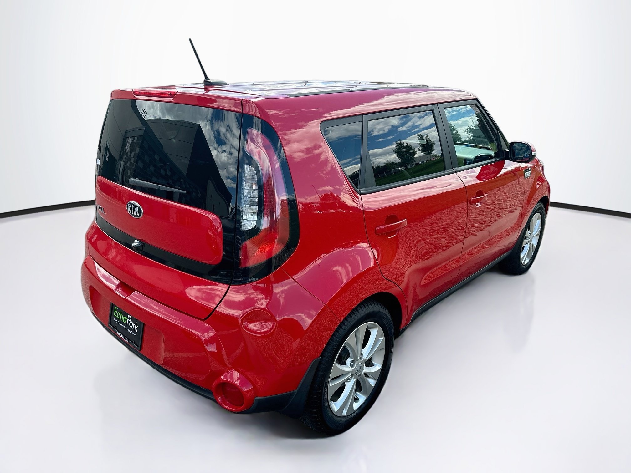 Used 2016 Kia Soul ! FWD image 9