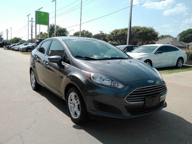 Used 2019 Ford Fiesta SE FWD image 4