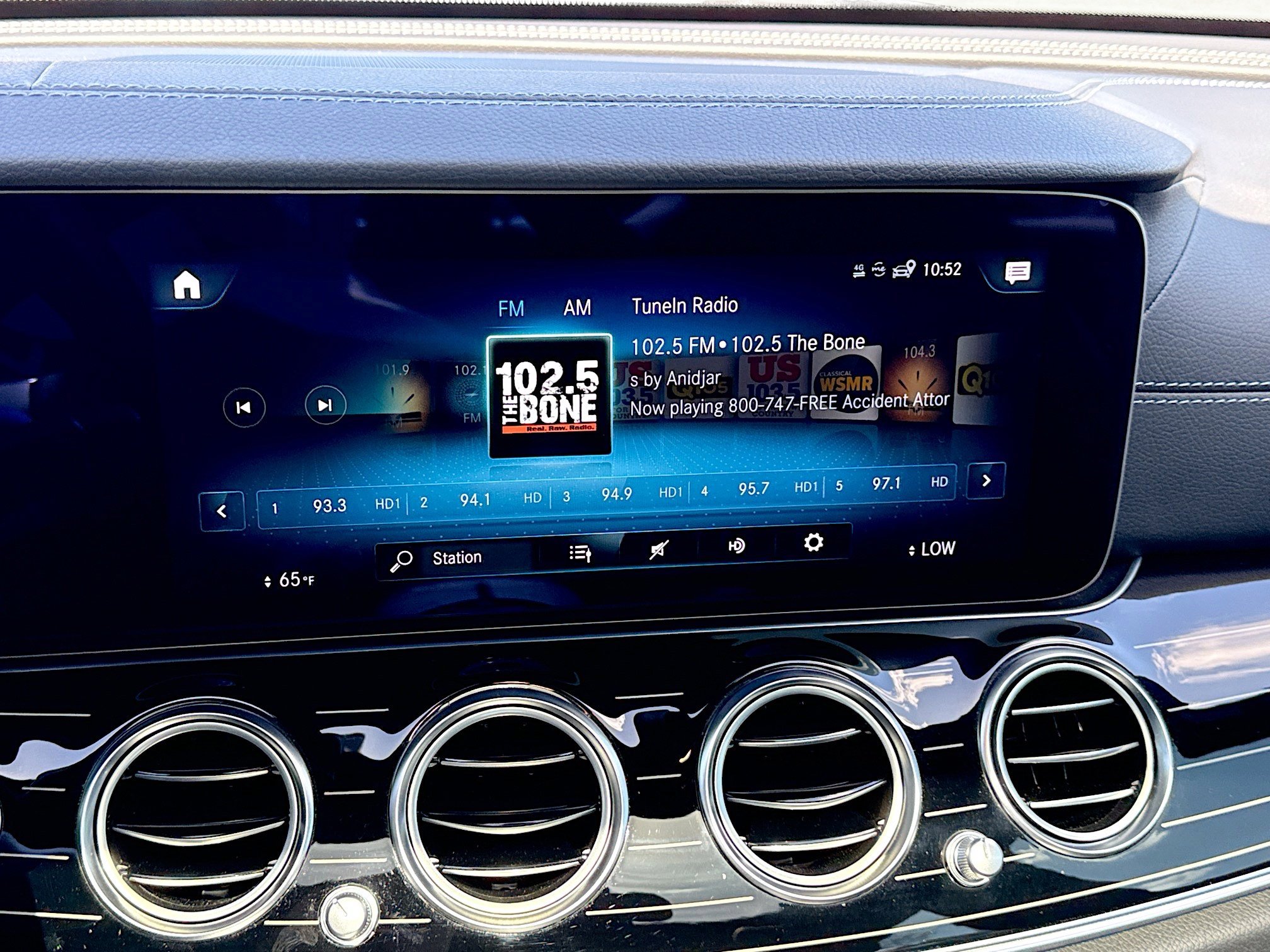 Used 2023 Mercedes-Benz E 450 4MATIC Sedan image 31