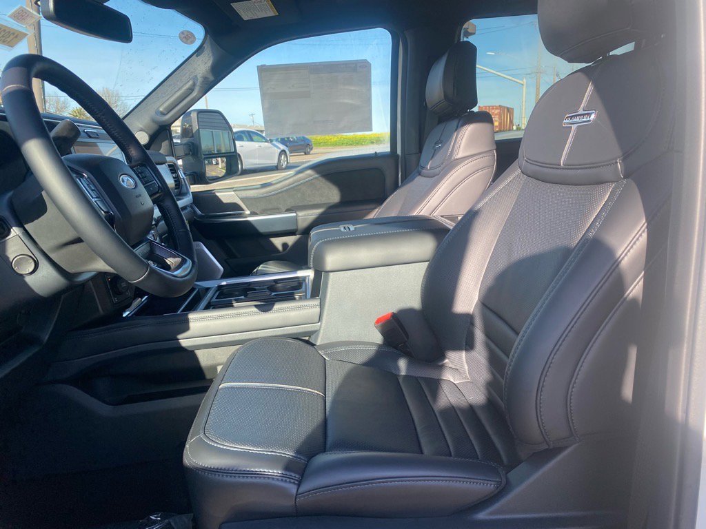 New 2025 Ford F250 Platinum image 22