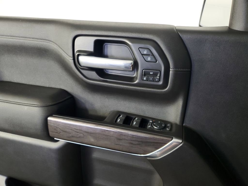 Used 2021 Chevrolet Silverado 1500 LTZ w/ LTZ Premium Package image 30