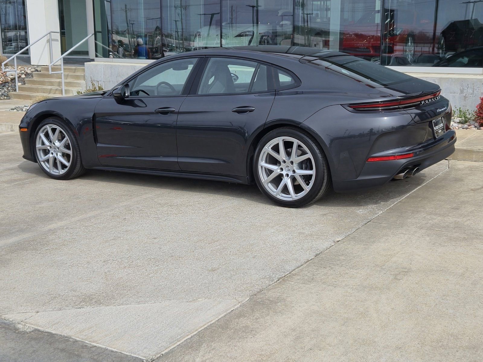 Certified 2024 Porsche Panamera 4 AWD/4WD image 3