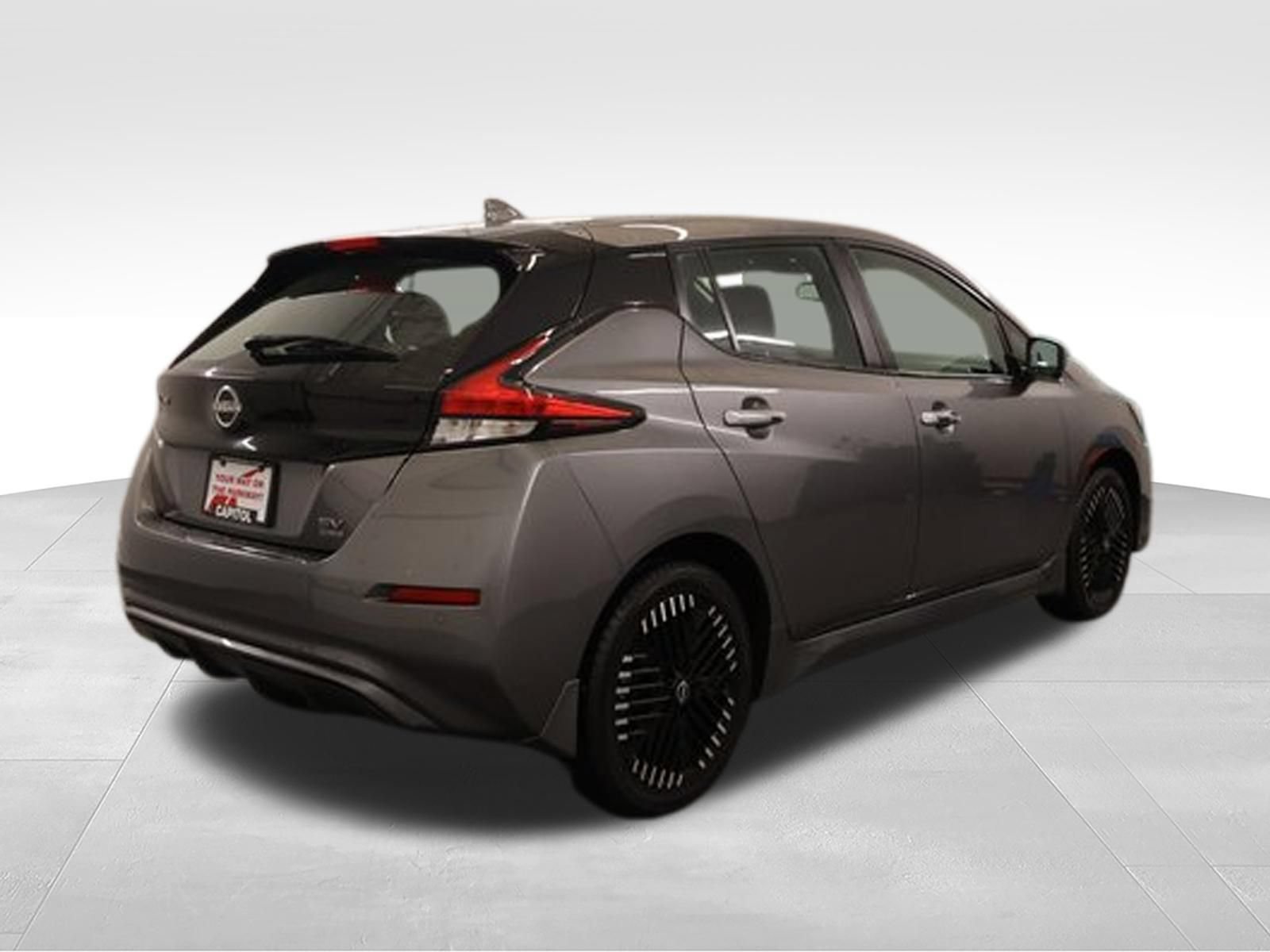 Used 2024 Nissan Leaf SV Plus FWD image 2